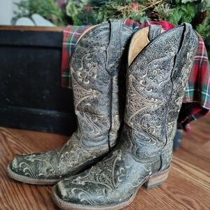 Circle G Tan Leather Cowboy Boots